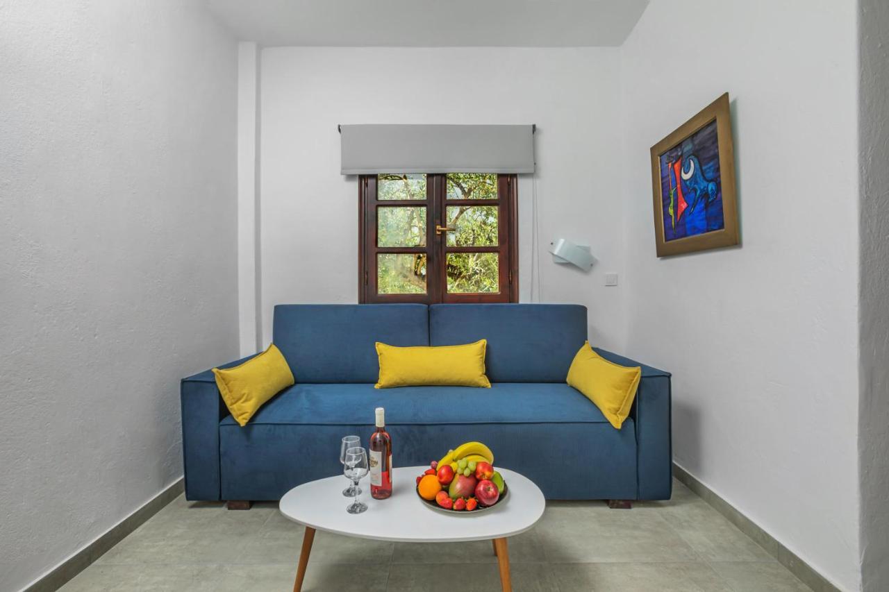 Eleon Suites Afytos Exterior foto